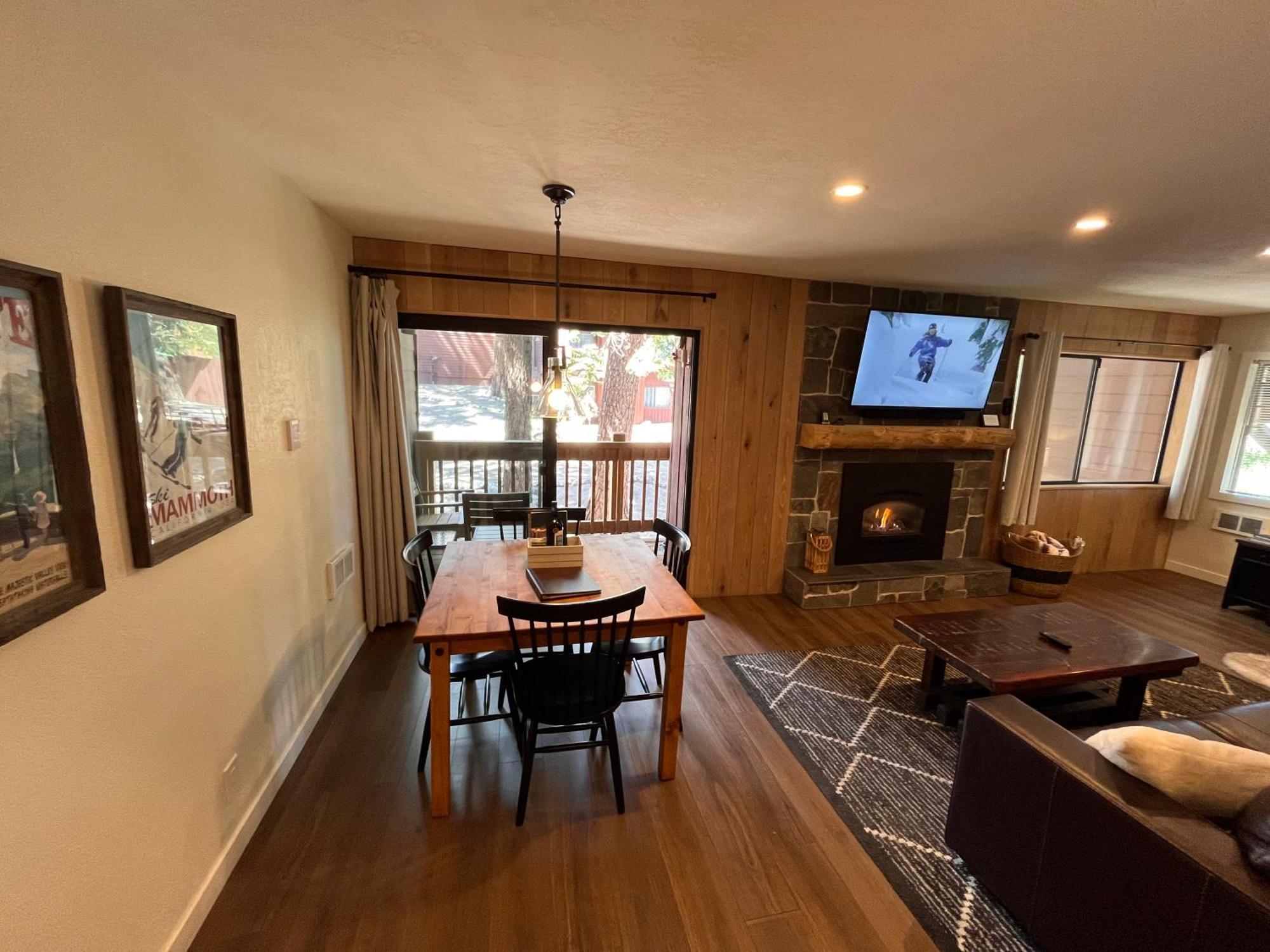 Tastefully Remodeled Condo At Mammoth Ski & Racquet Club, Hot Tub, Garage, 10 Min Walk To Ski Lifts Маммот-Лейкс Екстер'єр фото