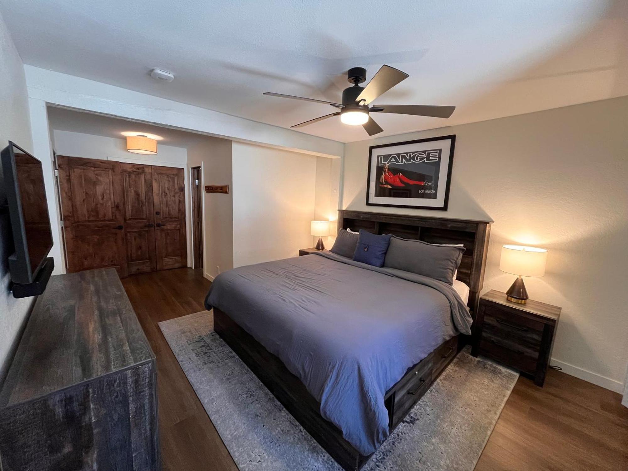 Tastefully Remodeled Condo At Mammoth Ski & Racquet Club, Hot Tub, Garage, 10 Min Walk To Ski Lifts Маммот-Лейкс Екстер'єр фото